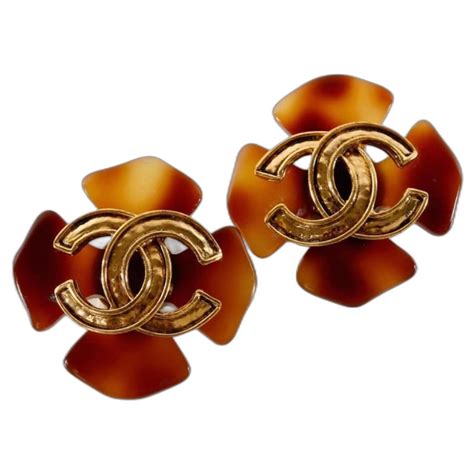 chanel clover cross tortoise shell earrings 94|CHANEL Faux Tortoise Clover Cross CC Clip On Earrings.